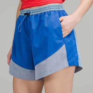 NWT Lululemon 4 Evergreen High Rise Short 4.5"